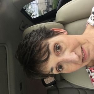 Meet your Posher, Cindy